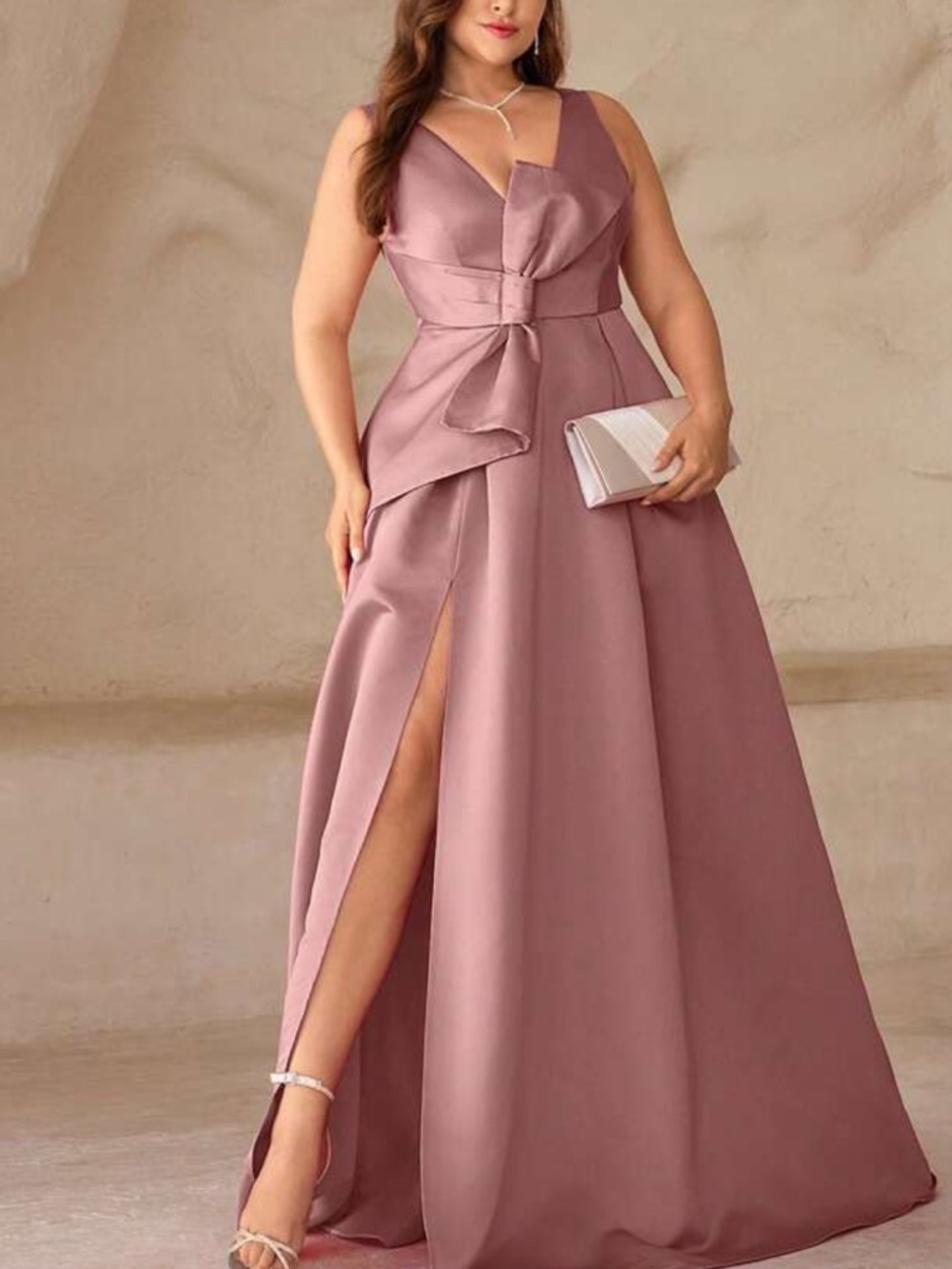 Elegant Dusty Pink Evening Gown with Side Split